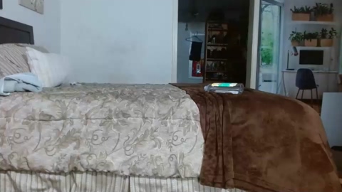 bigpussypump  19-08-2022
